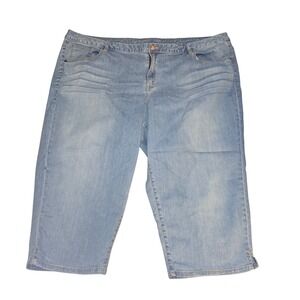Lane Bryant Capri Jeans Women 26 Light Blue Plus Size Cropped Stretch Denim